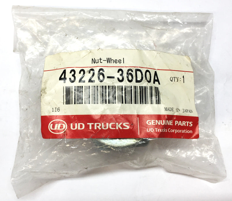 UD Trucks RH Wheel Nut 43226-36D0A NOS
