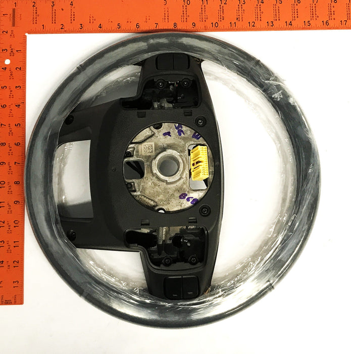 GM Non-Heated Steering Wheel 84946335 NOS