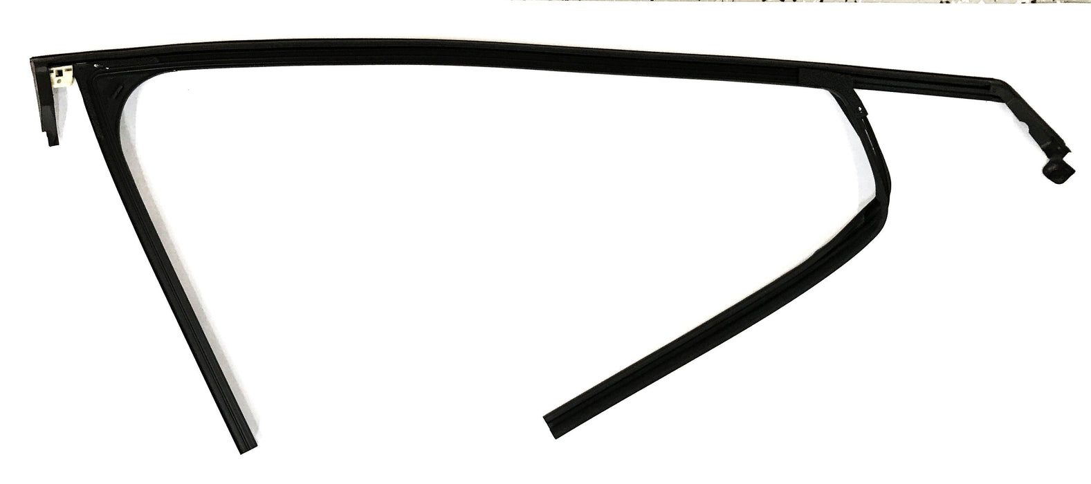 GM Front Driver Side Door Window Weatherstrip 84866524 NOS