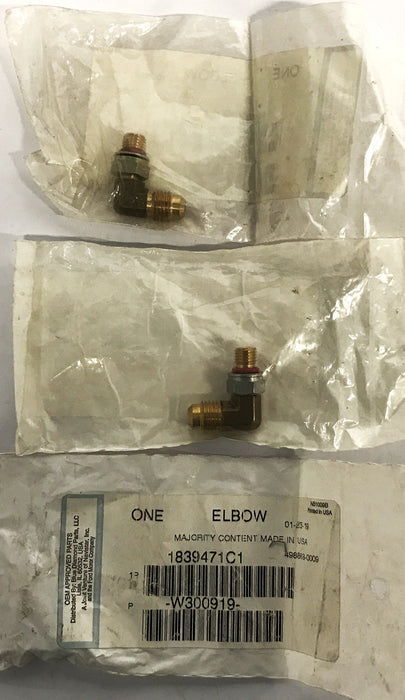 Ford Navistar 90-degree Elbow Fitting 1839471C1 [Lot of 3] NOS
