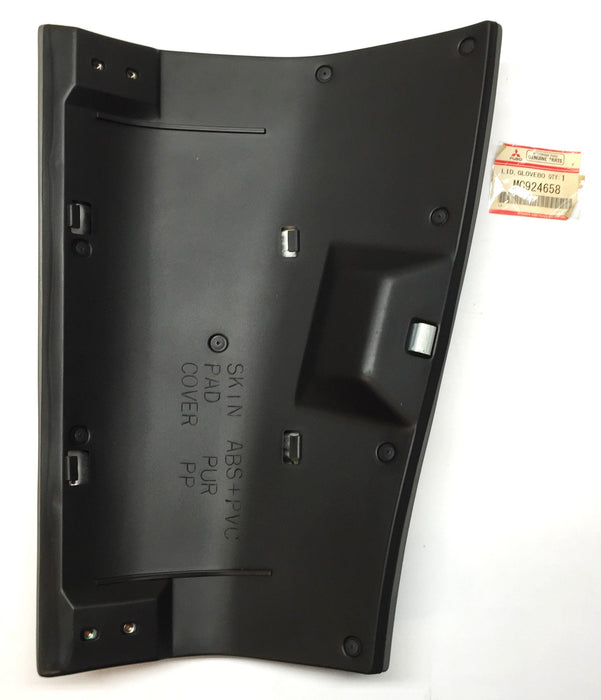 Mitsubishi Fuso Glove Box Lid MC924658 NOS
