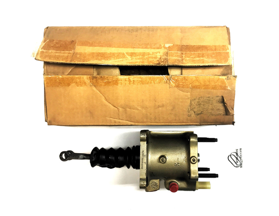 International Hydraulic Brake Booster 2502522C92 NOS
