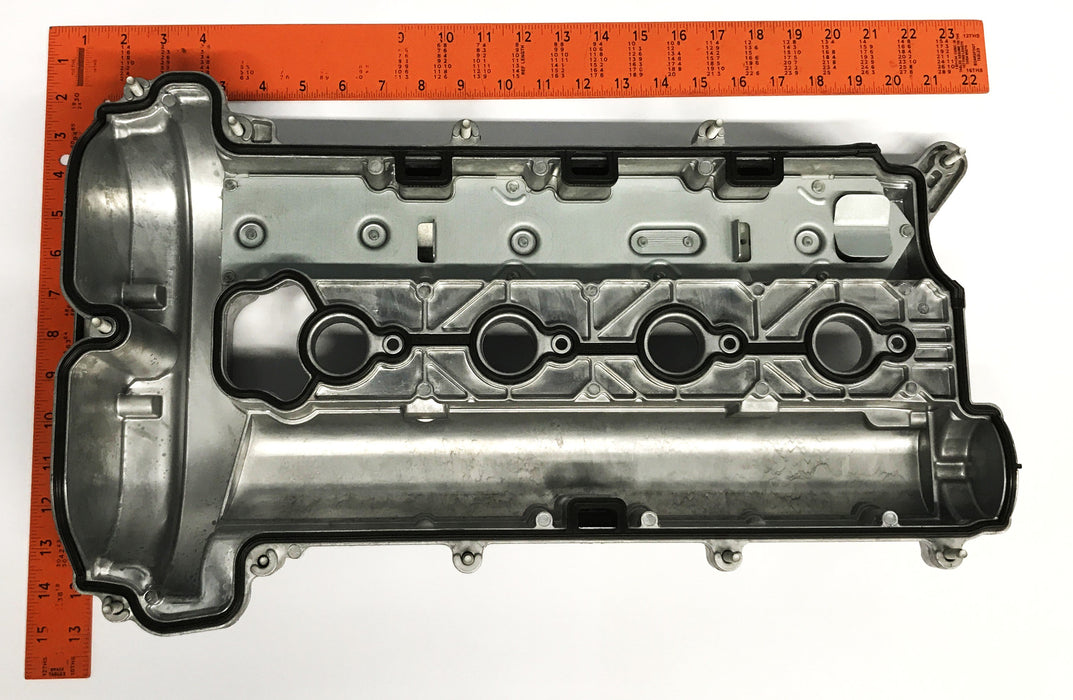 GM OEM Engine Valve Cover 12600279 NOS