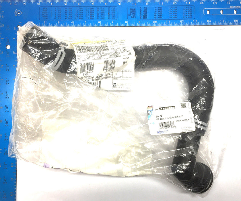 General Motors/GM Lower Radiator Hose 92295779 NOS