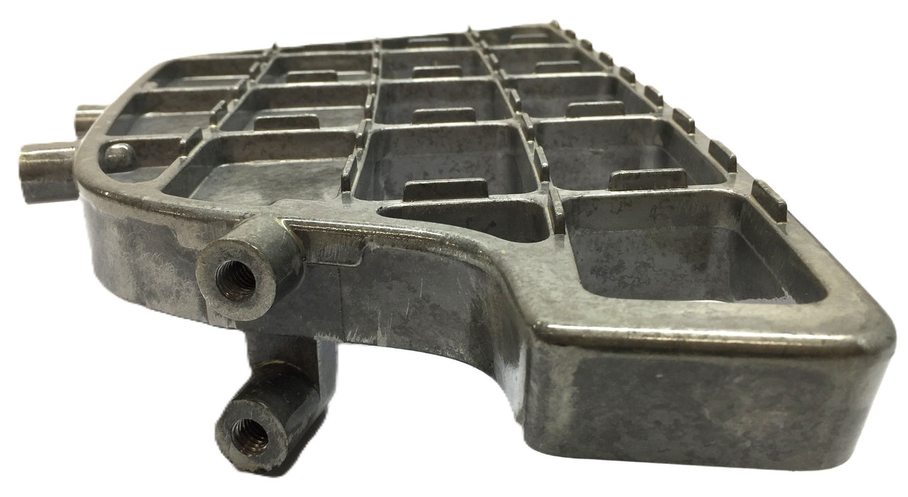 UD Trucks Left-Hand Second Step 96112-3Z00B NOS