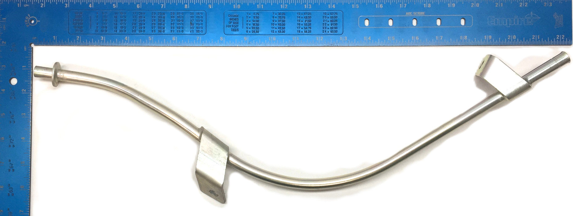 Mitsubishi Fuso Guide Gauge ME304670 NOS