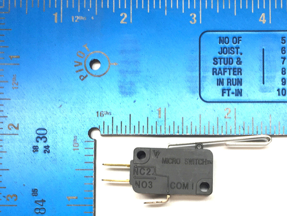 Microswitch 15.1A 1/2HP Microswitch V7-6C17D8-057 [Lot of 2] NOS