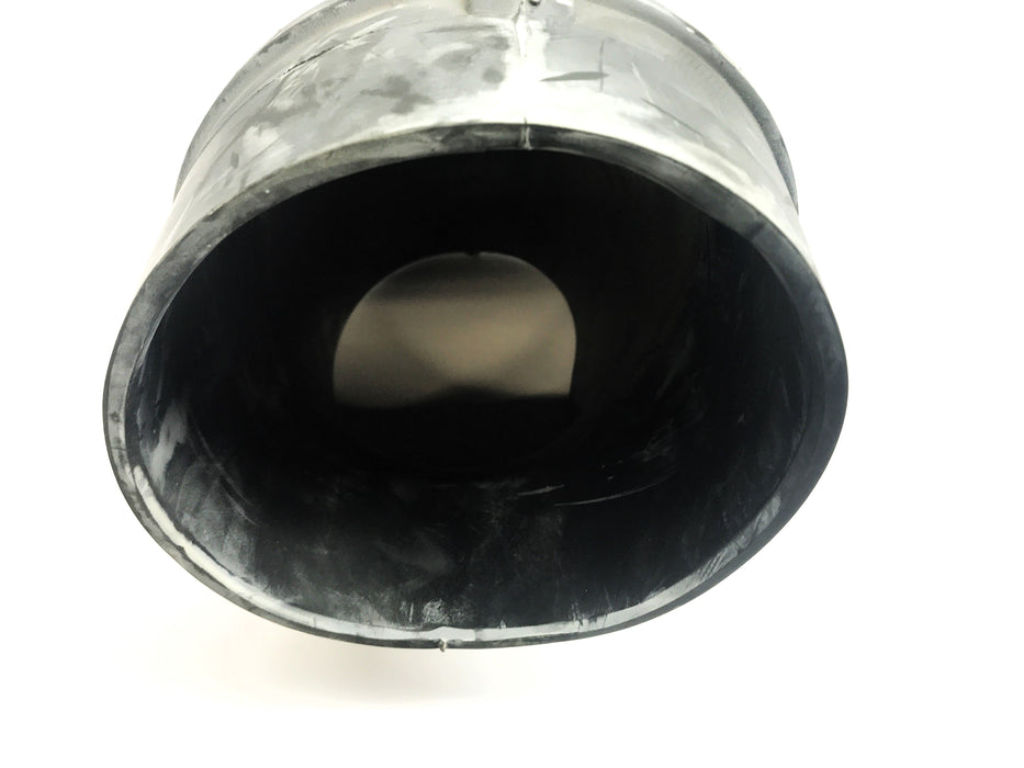 International 6 x 7" I.D Rubber Pipe Reducer 439311C1 NOS