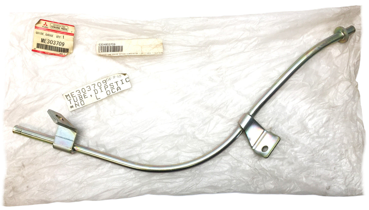 Mitsubishi Fuso Gauge Guide ME303709 NOS