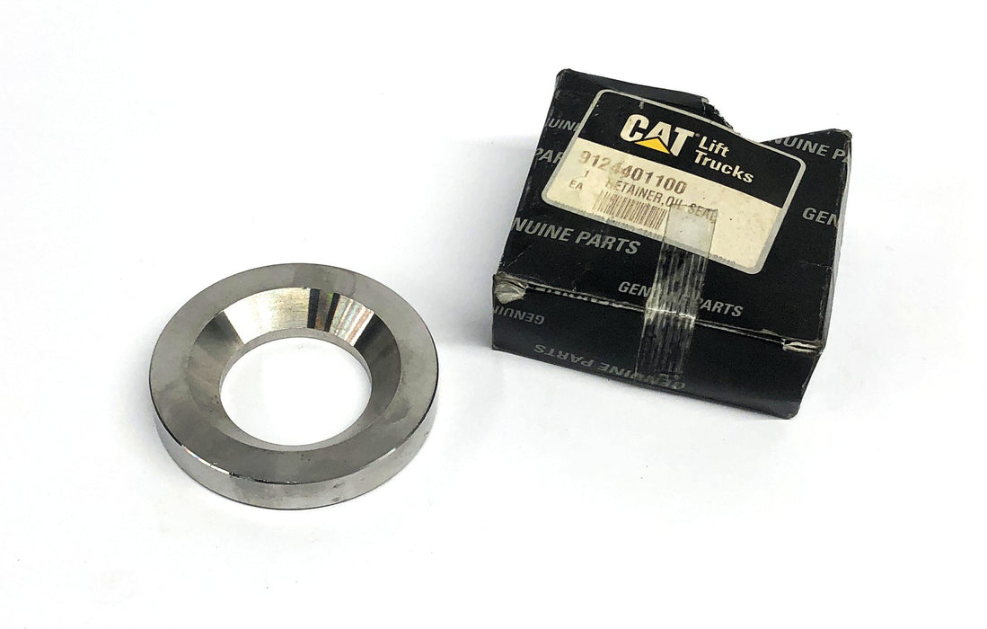 CAT Lift Trucks Oil Seal Retainer 9124401100 NOS