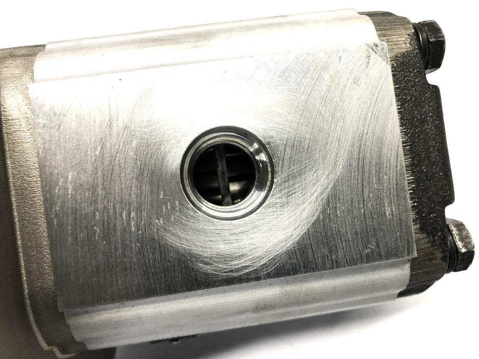 Logisnext Gear Pump 9717103100 NOS