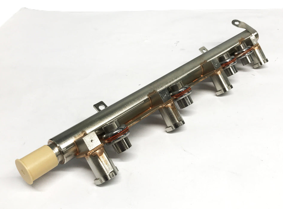 GM Fuel Injection Rail 12608366 NOS