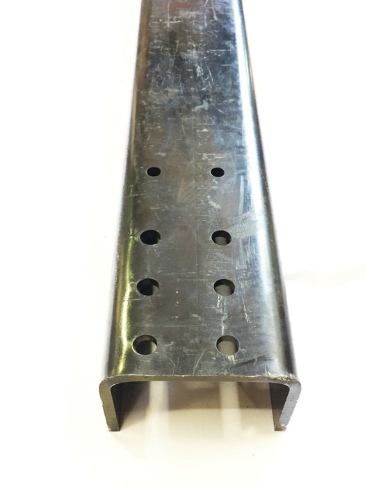 Traverse de suspension arrière International/Navistar 2589016C1