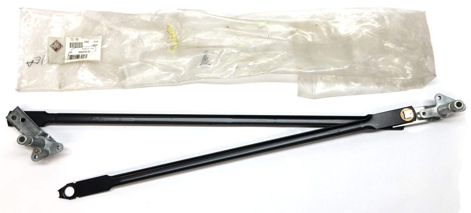 International Truck and Engine Wiper Arm Assembly 584475C92 NOS