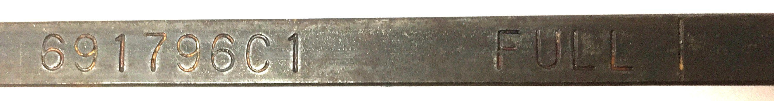 International Navistar Oil Gauge Dipstick 691796C1 (Blue) USED