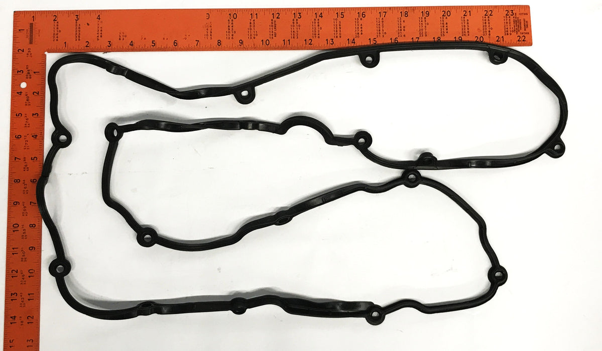 International Valve Cover Gasket 62039050177 NOS