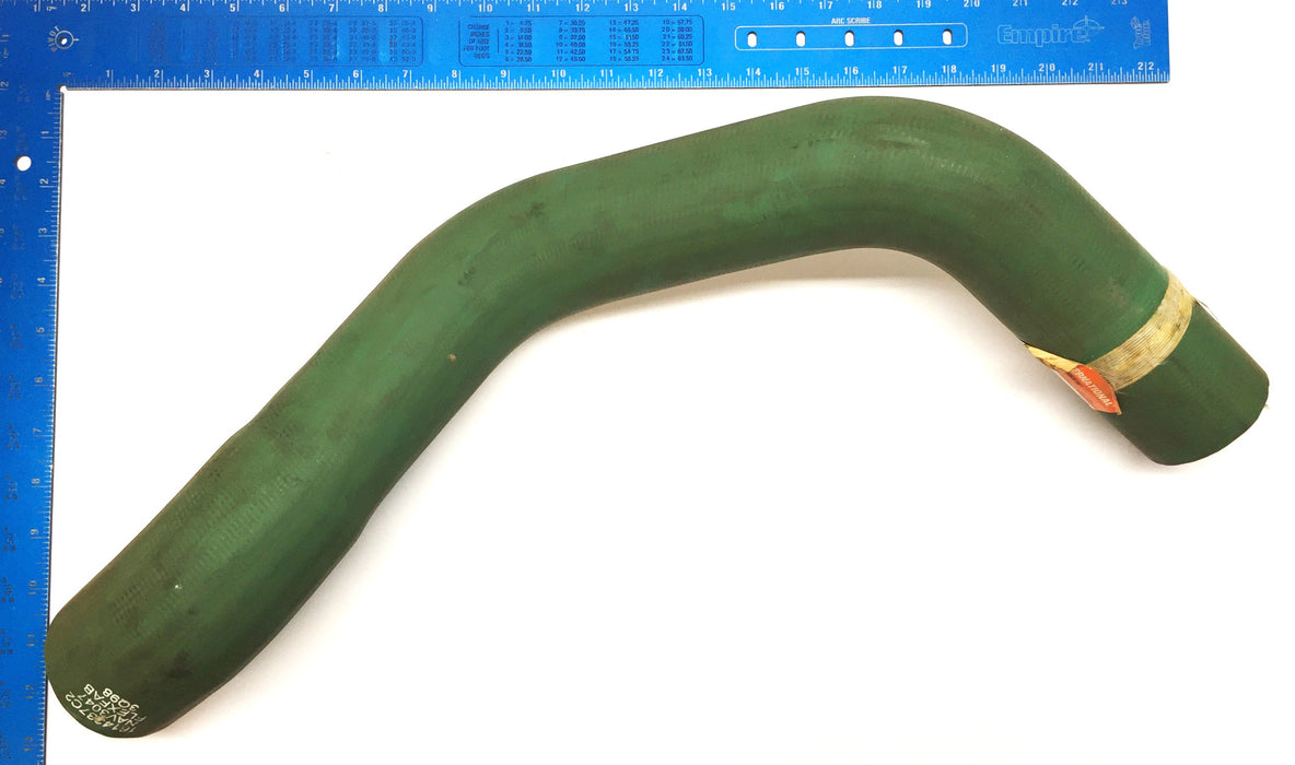 International Navistar Upper Radiator Hose 1614337C2 NOS