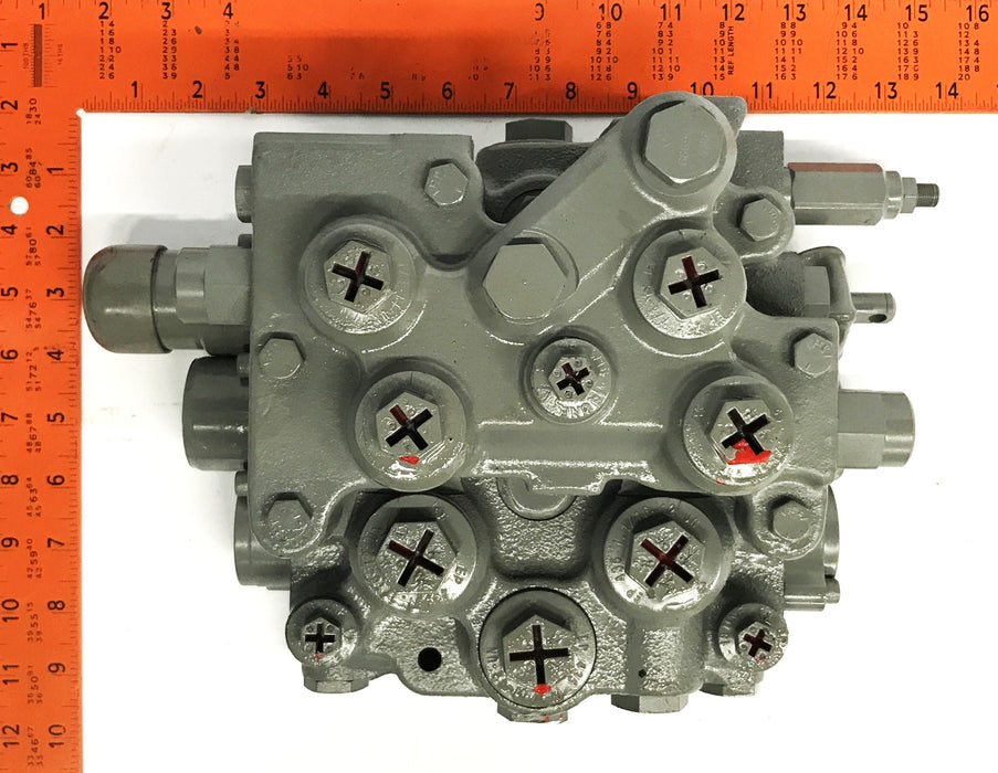 Bobcat Hydraulic Control Service Valve for Loaders 7222720 REFURBISHED