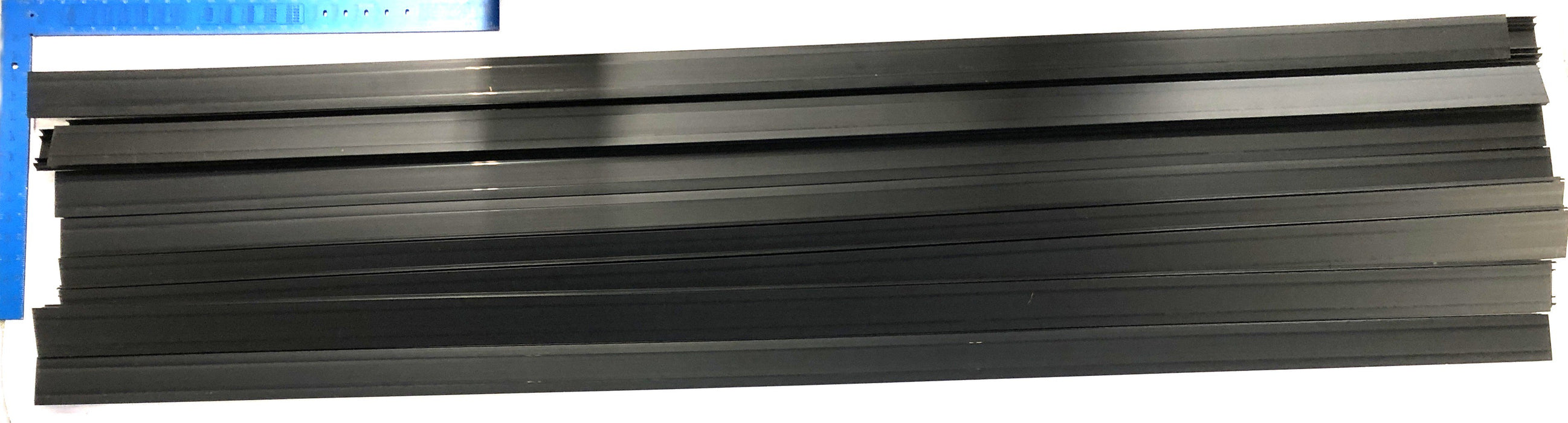 Panduit 2" x 6' Black Hinged Duct Cover Pack (15pcs) HC2BL6 NOS