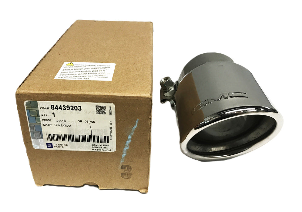 GM Exhaust Tail Pipe Tip 84439203 NOS
