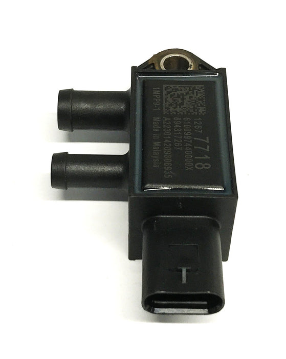 GM Emission Components Pressure Sensor 12677718 NOS