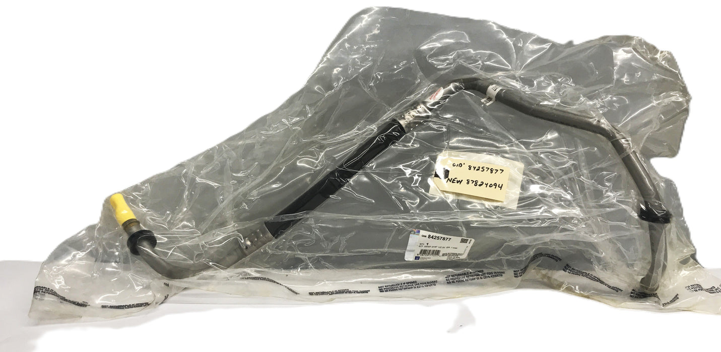 GM OEM Engine Oil Cooler Inlet Pipe 84257877 NOS