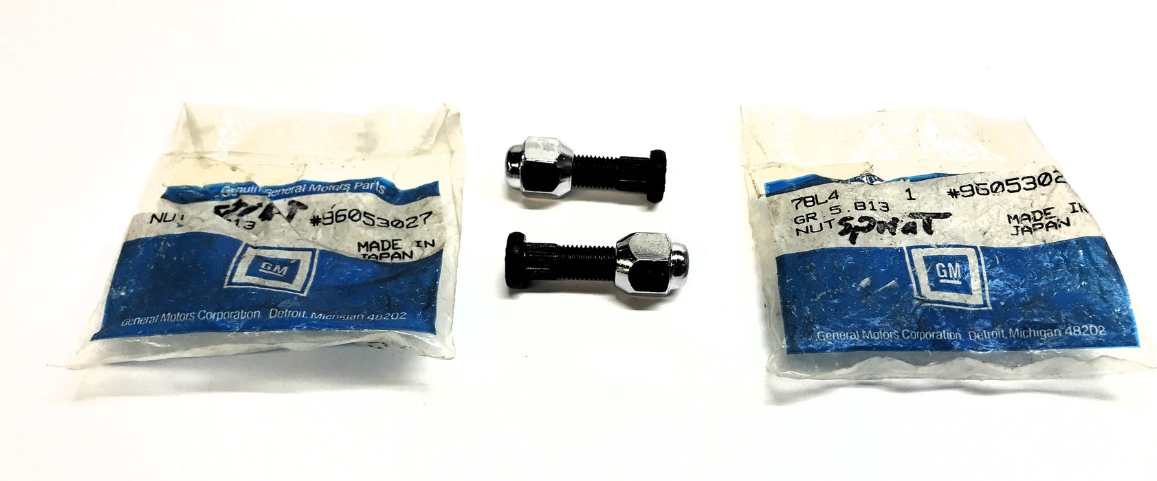 General Motors GM Wheel Lug Nut & Bolt 96053027 [Lot of 2] NOS