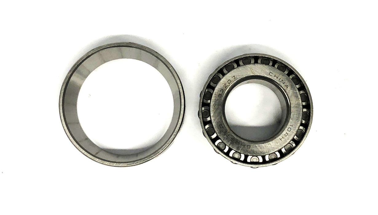 Shuster Tapered Roller Bearing For CAT 32207 (904400800) NOS