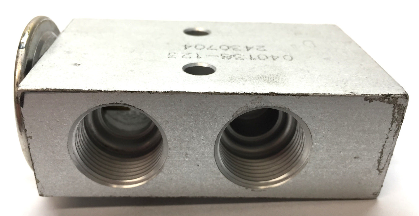 Unbranded Expanded Valve Block 040138-123 NOS