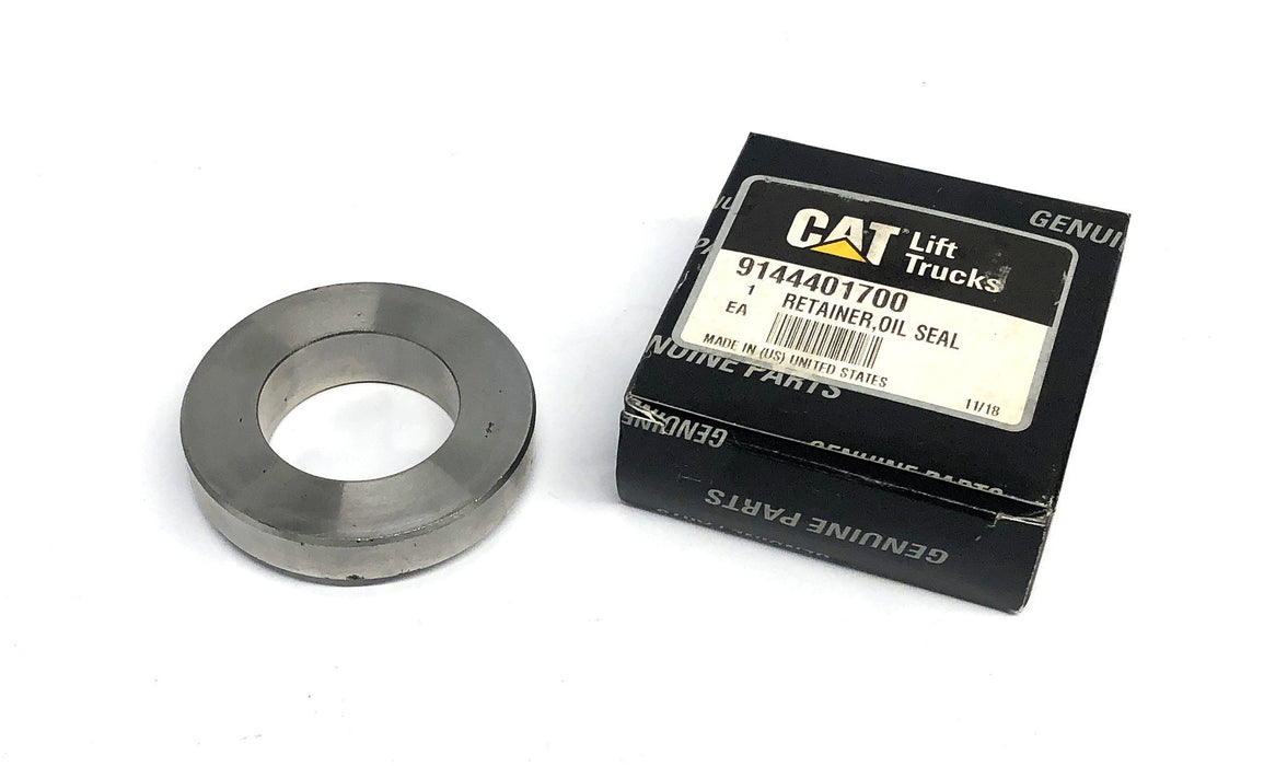 CAT Lift Trucks Oil Seal Retainer 9144401700 NOS
