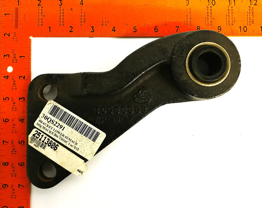 Mack Truck Heavy Duty Lower Support Bracket 25113806 (30QS2291) NOS