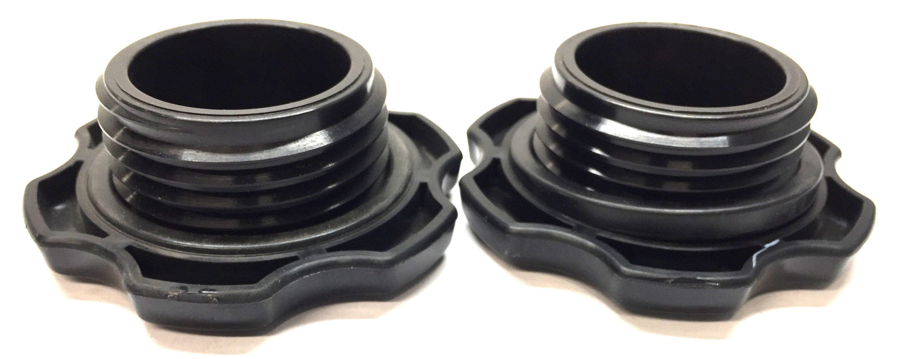 Isuzu Oil Filler Cap 8-94399-723-0 [Lot of 2] NOS