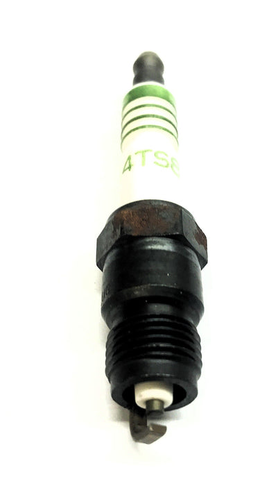 ACDelco Box of (7) Green Striped Spark Plugs R44TS8 (5613794) Vintage NOS