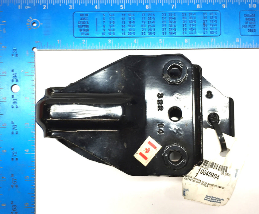 General Motors/GM Engine Mount Bracket 10345904 NOS