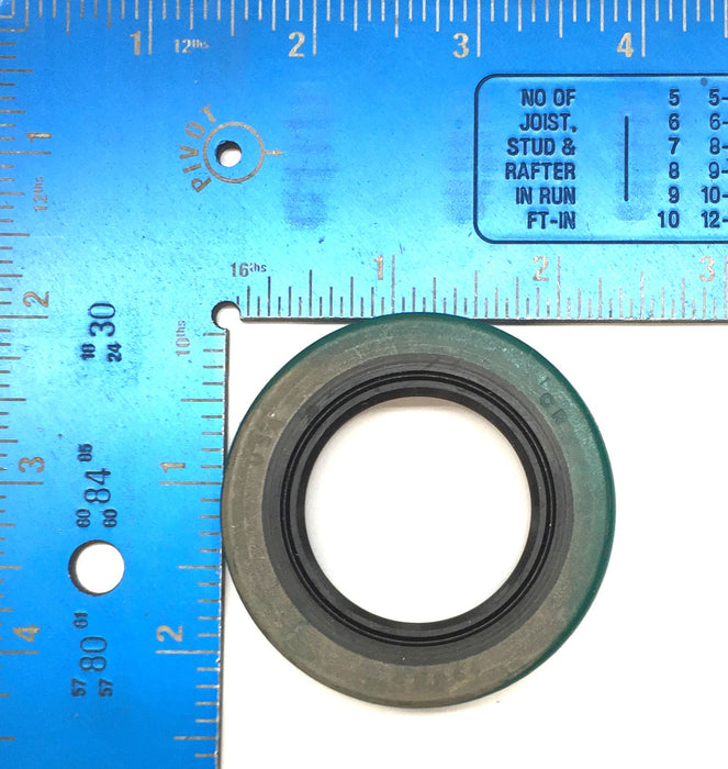 Chicago Rawhide/CR Oil Seal 13992 [Lot of 6] NOS
