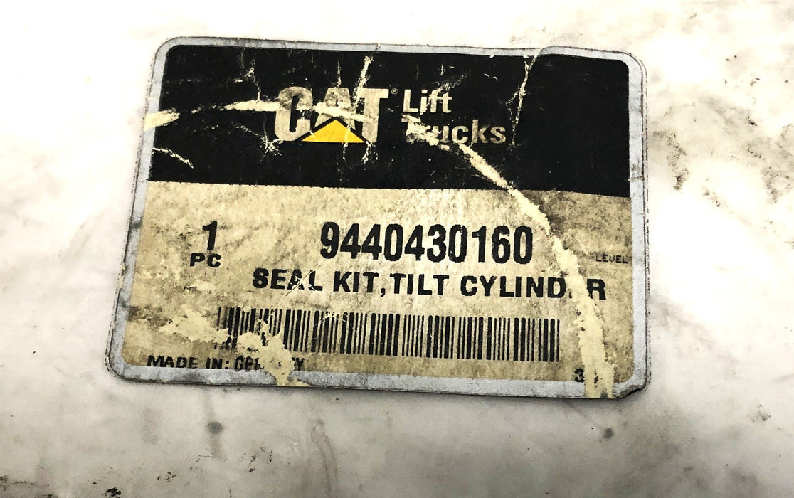 CAT Tilt Cylinder Seal Kit 9440430160 NOS