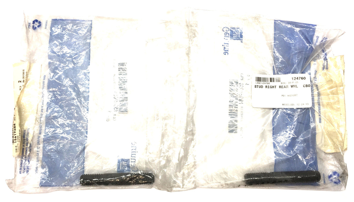 General Motors\GM Rear Axel Stud 15619684 [Lot of 2] NOS