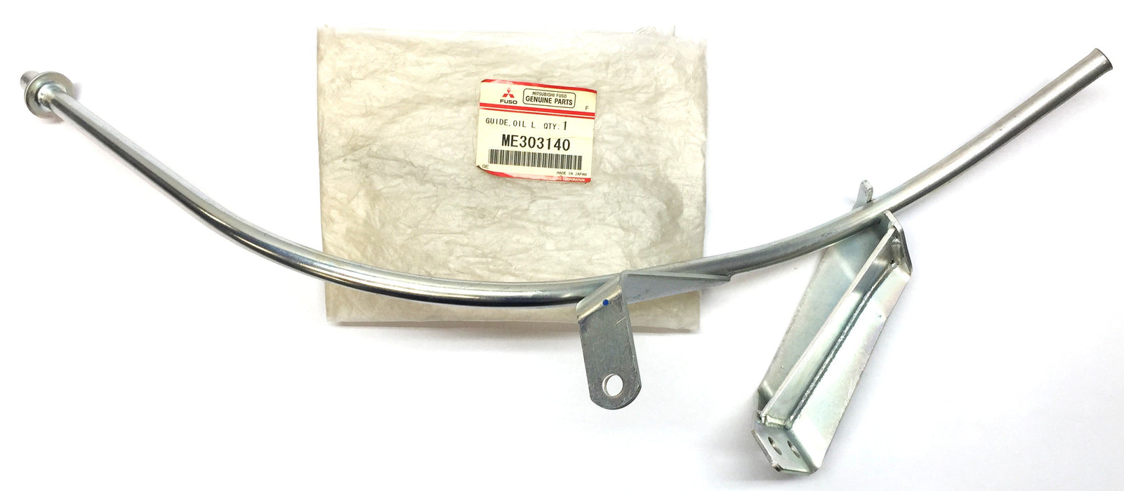Mitsubishi Fuso Engine Oil Level Guide Tube ME303140 NOS