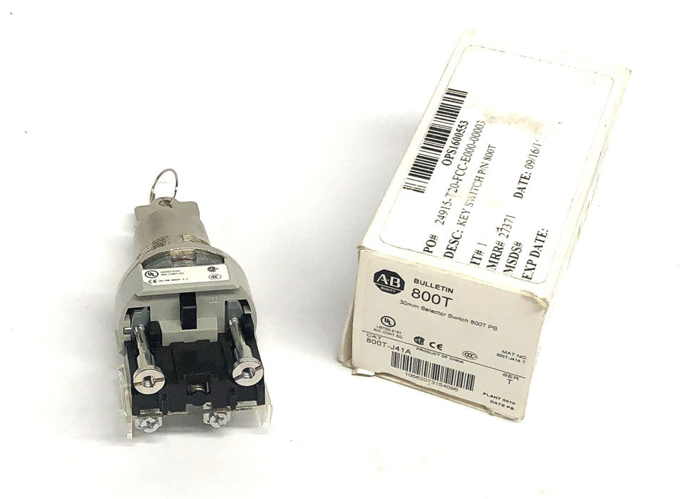 Allen-Bradley Series T 800T PB 30mm Selector Switch 800T-J41A NOS