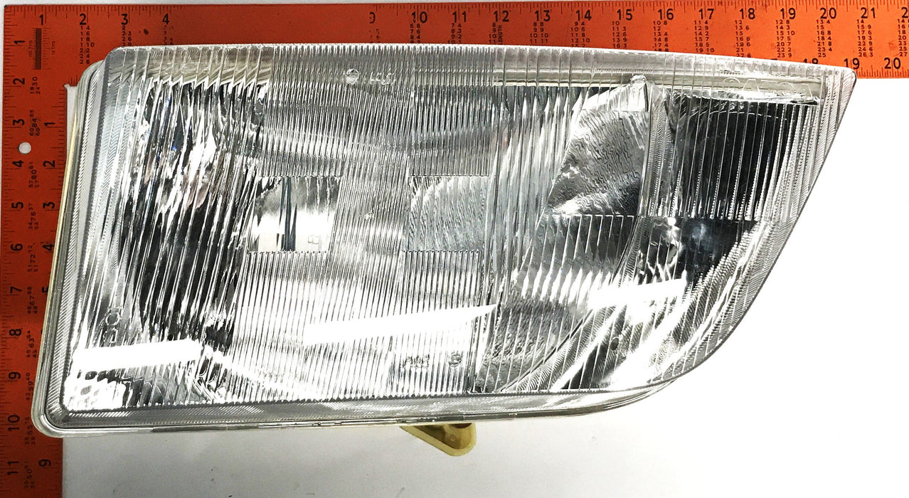 Blue Bird LH Headlight Assembly 00093659 NOS