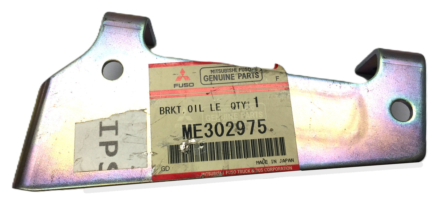 Mitsubishi Fuso Oil Level Bracket ME302975 (No Mounting Hardware) NOS