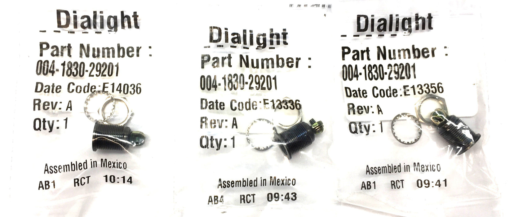 Dialight T-1-3/4 Flanged Single Terminal Panel Indicator Base 004-1830-29201 [Lot of 3] NOS