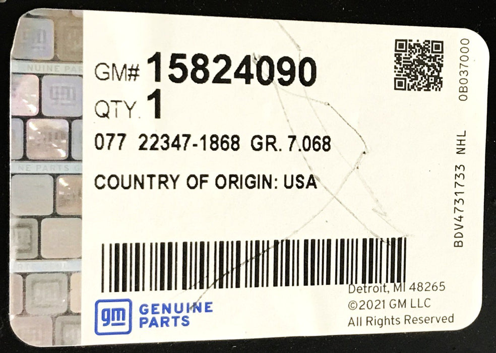 GM Rear Bumper Trailer Hitch 15824090 NOS