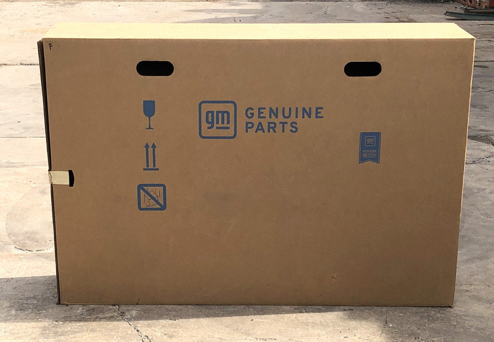 GM OEM Front Left Fender 84679031 NOS FREIGHT