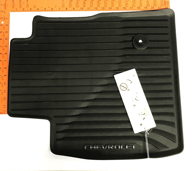 GM 4-Piece Floor Mat Set 42669371 NOS