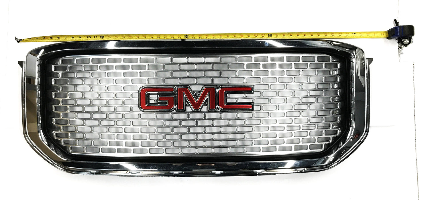GM Front Upper Grille 19419257 NOS