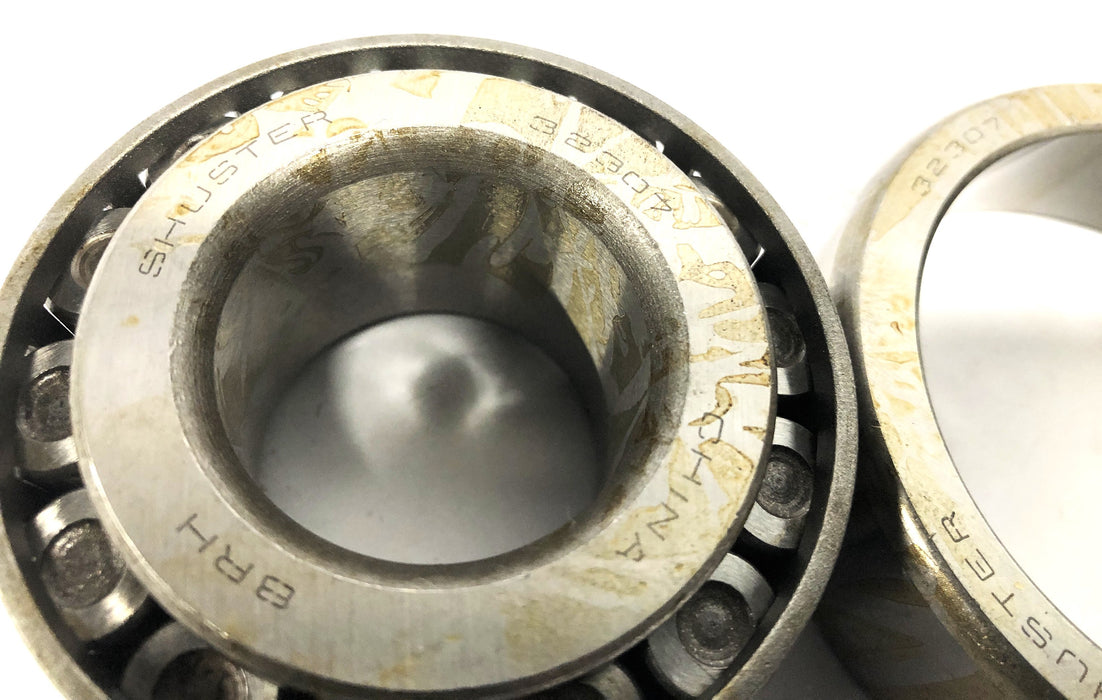 Shuster Tapered Roller Bearing 32307 NOS