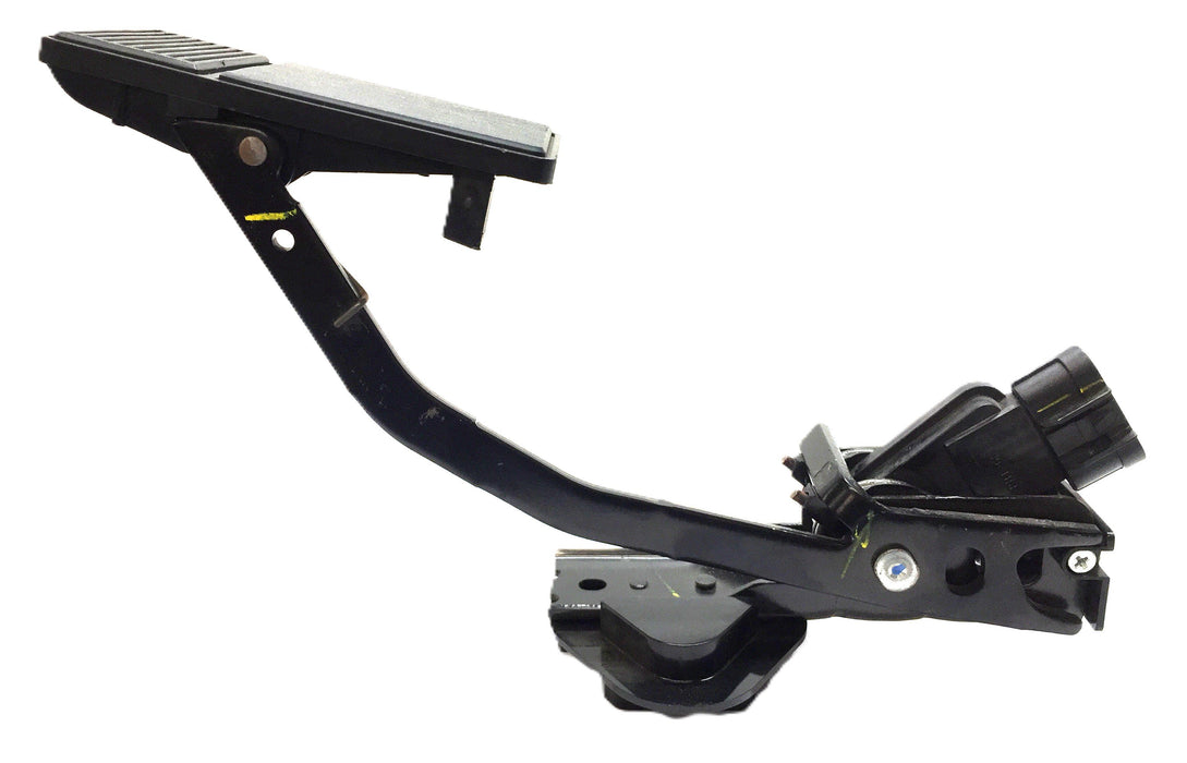 General Motors Accelerator Pedal 25830023 (062M-E0130) NOS