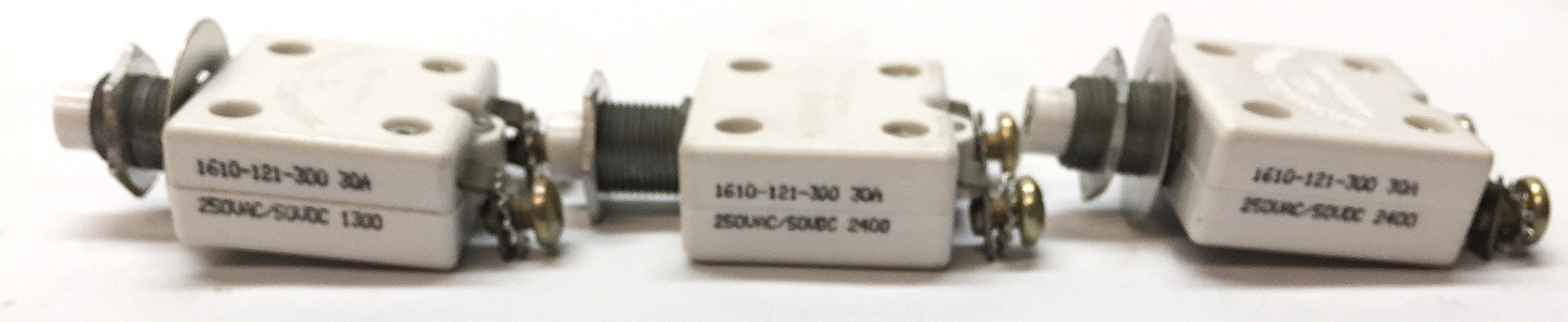 Mechanical Products 30A Thermal Circuit Breaker 1610-121-300 [Lot of 3] NOS
