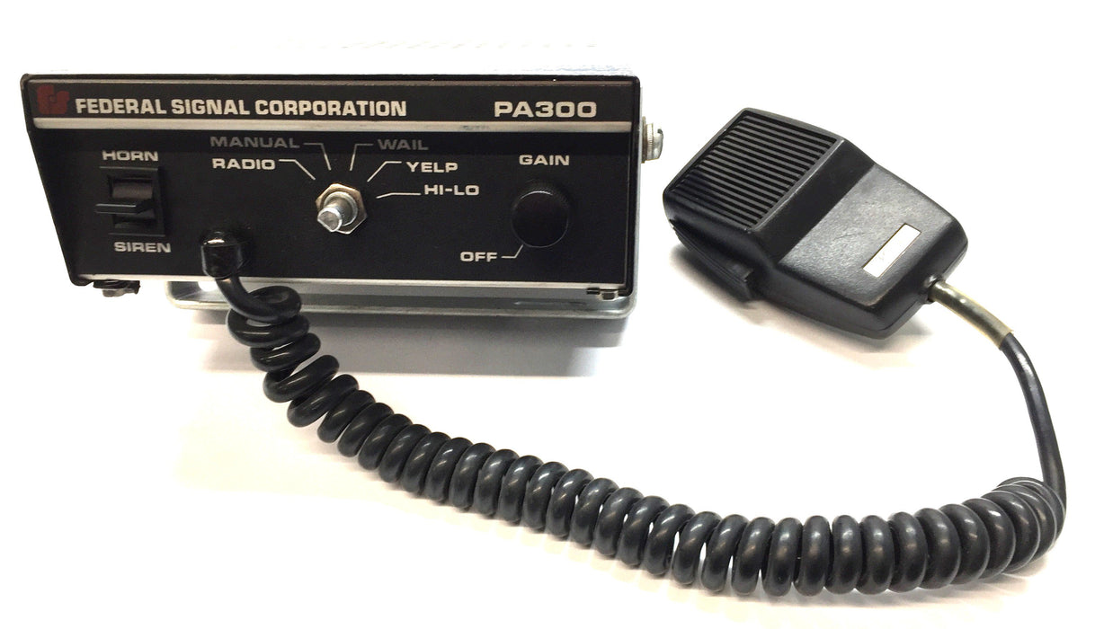 Federal Signal Corp. 12V Radio/Microphone (Missing Knob) PA300 USED - GTS SPECIAL